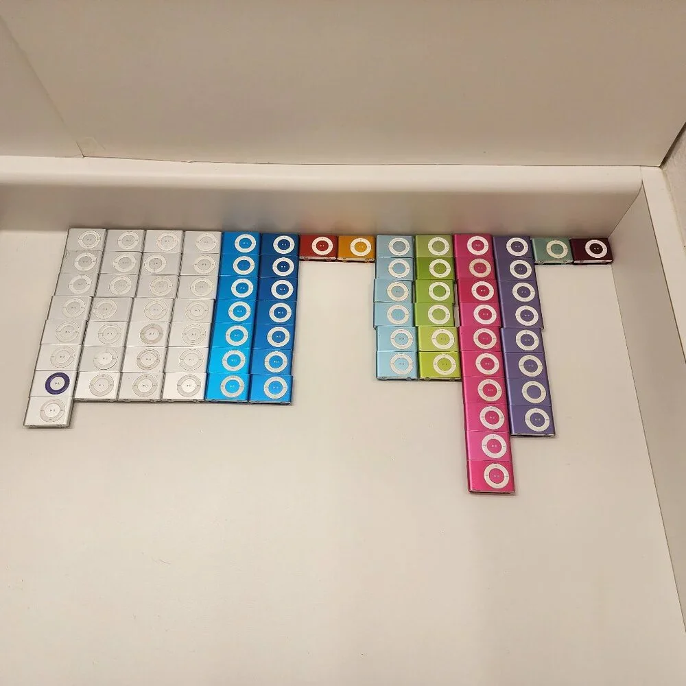 Apple iPod shuffle 2nd generation 1GB 2GB Various Color 1 Year warranty w/ acces